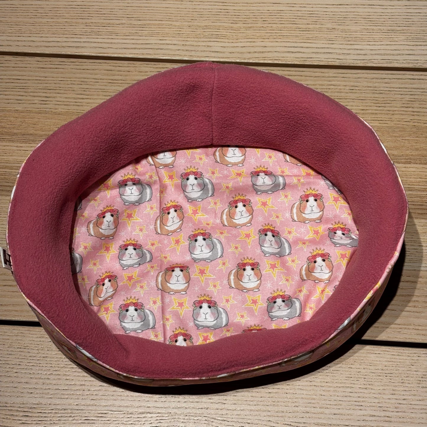 Kuschelkörbchen Meerschweine Sterne
