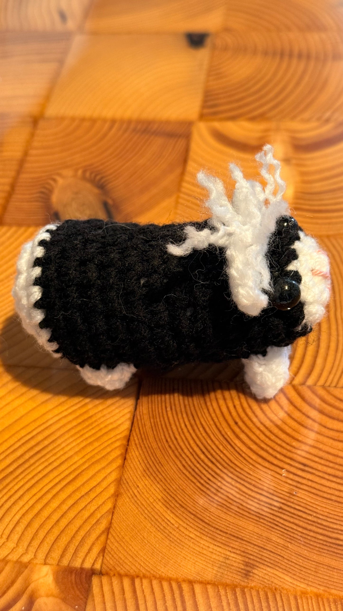 Gehäkeltes Meerschweinchen schwarz mit weiß | Amigurumi Handarbeit