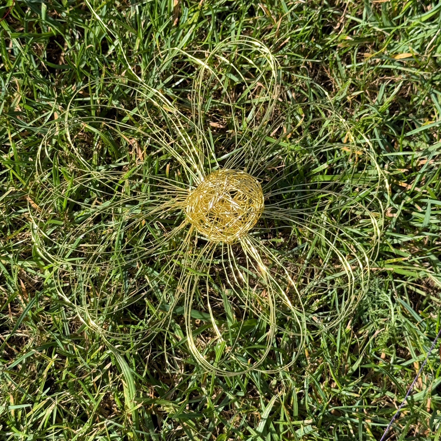 Drahtblüte zum hängen gold
