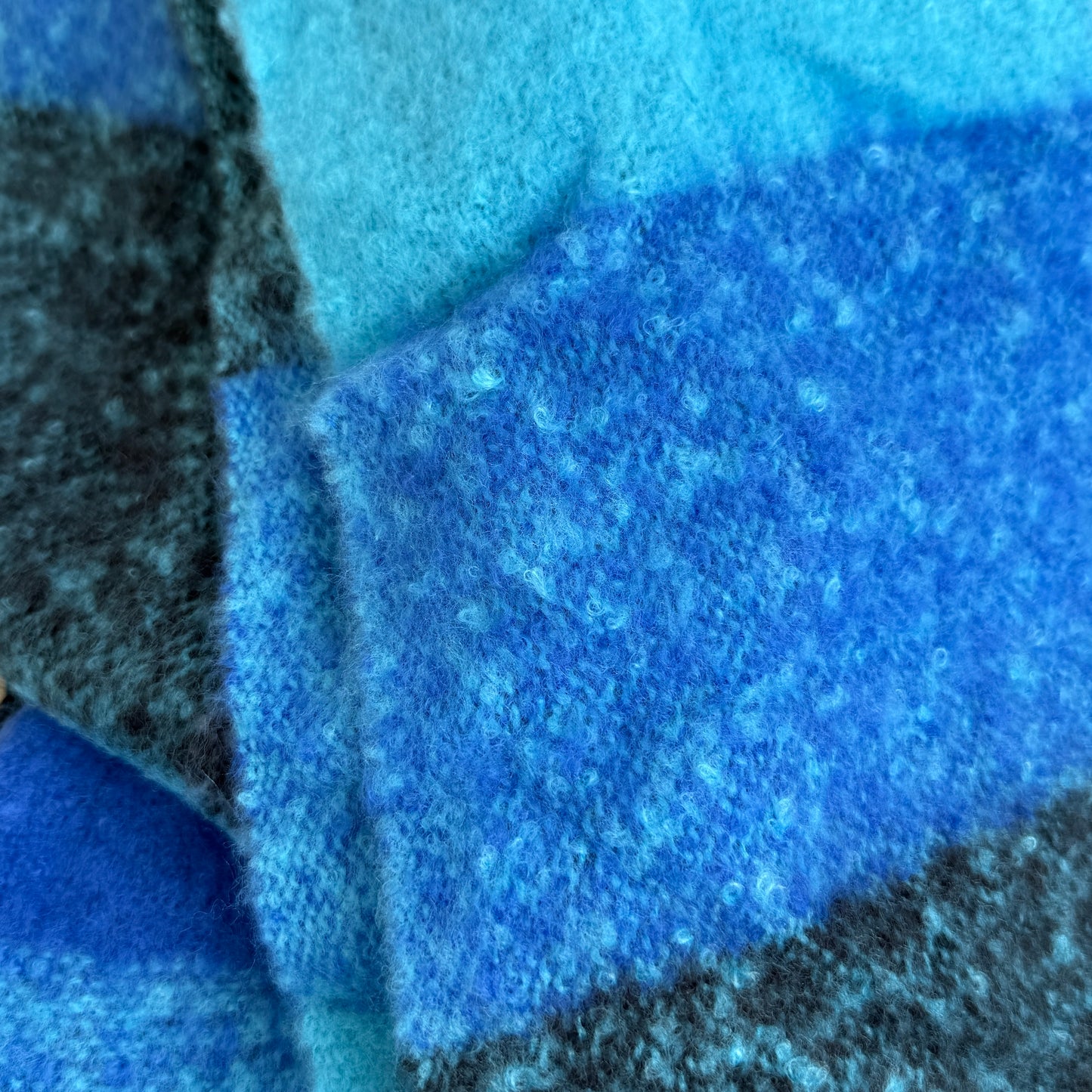 Schal Iris blau-grün