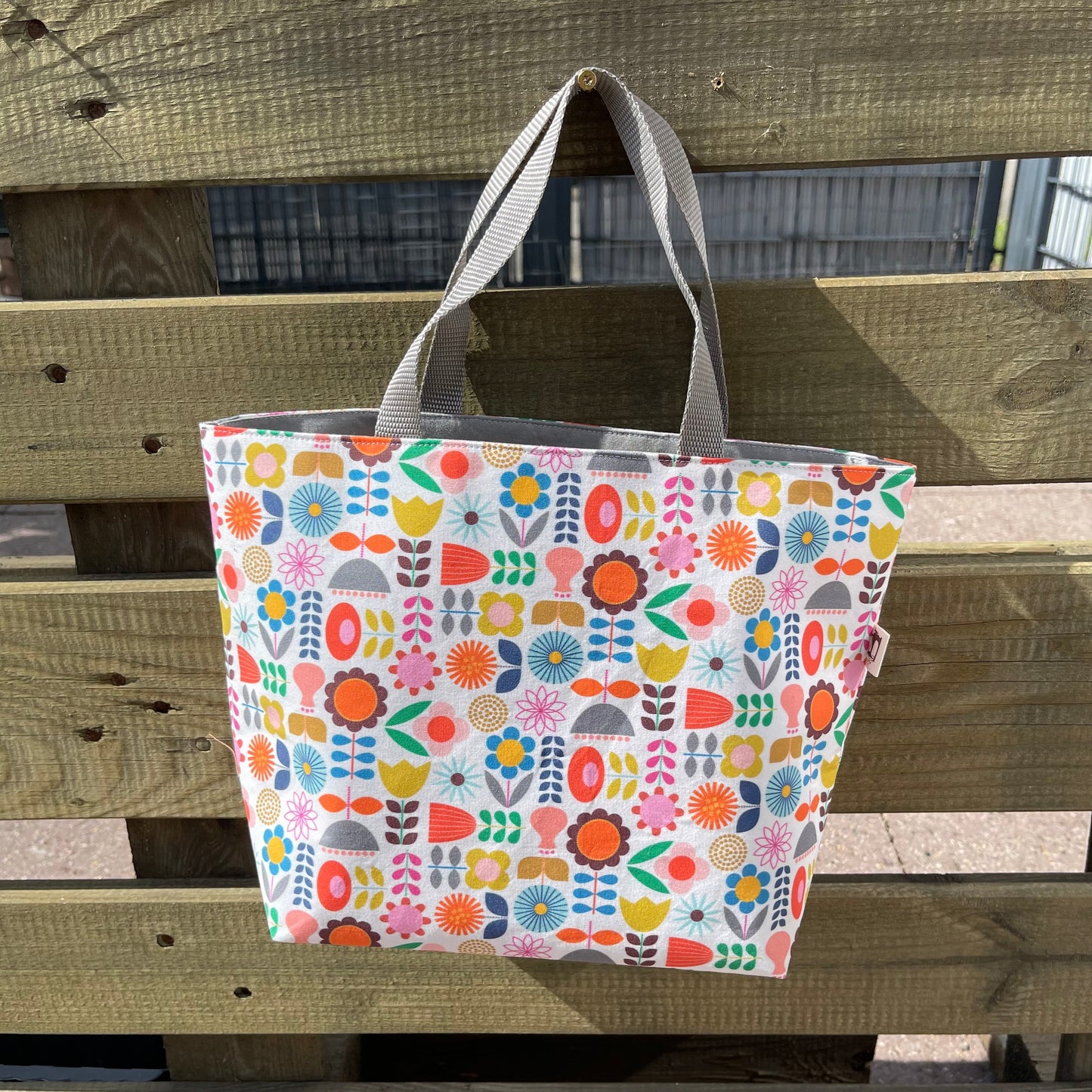 Lieblingstasche Blumen Retro bunt