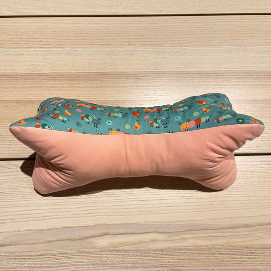 Leseknochen Raupe Nimmersatt