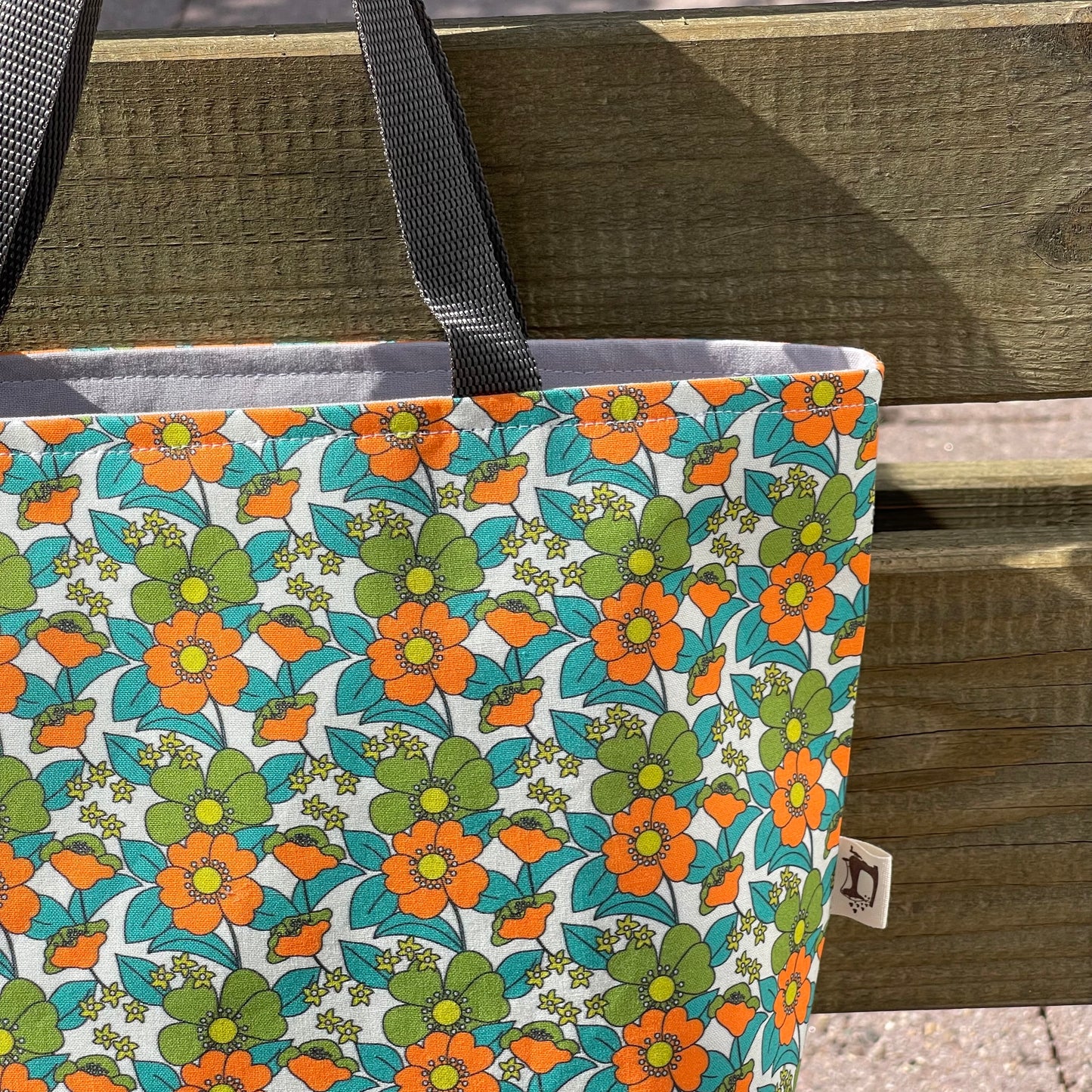 Lieblingstasche 70‘s Blumen orange