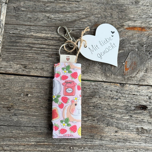 Schlüsselanhänger Meerschweine Marmelade mit Erdbeeren