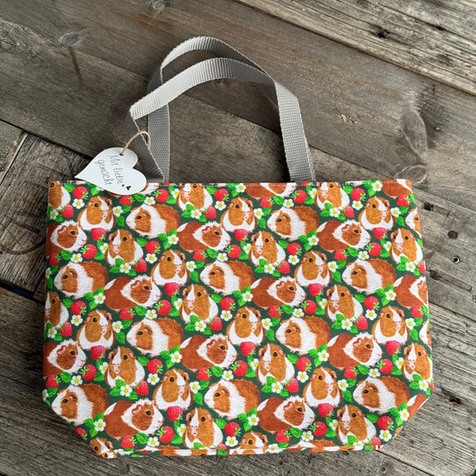 Lieblingstasche Meerschweine braun mit Erdbeerem