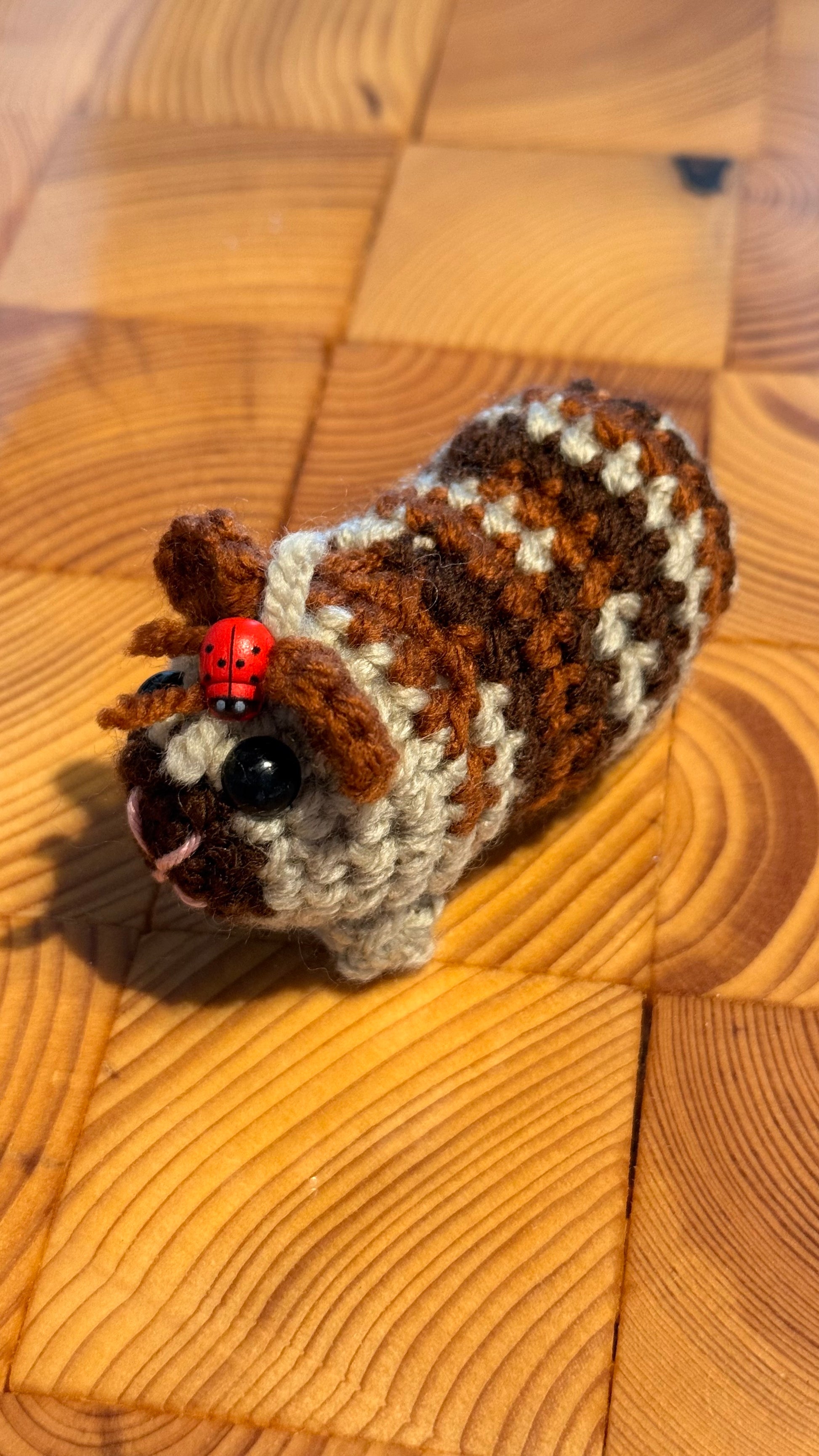 Gehäkeltes Meerschweinchen beige-Braun-Rotbraun | Amigurumi Handarbeit