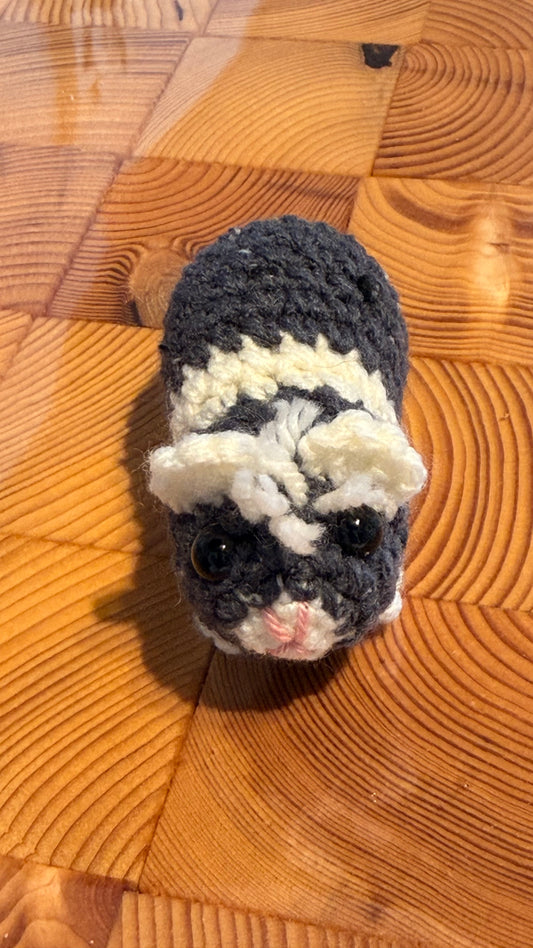 Gehäkeltes Meerschweinchen dunkelgrau-beige | Amigurumi Handarbeit 