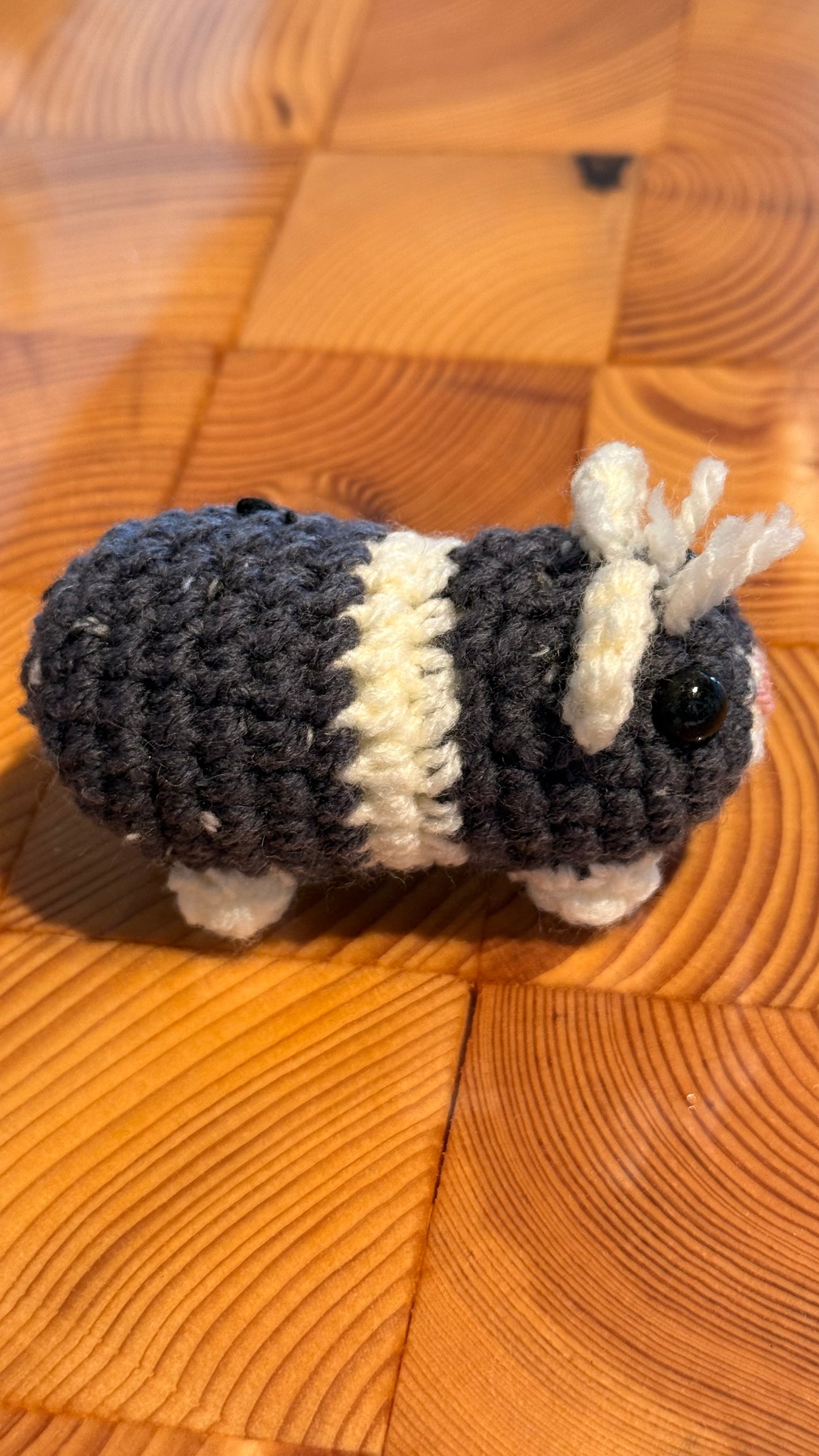 Gehäkeltes Meerschweinchen dunkelgrau-beige | Amigurumi Handarbeit 