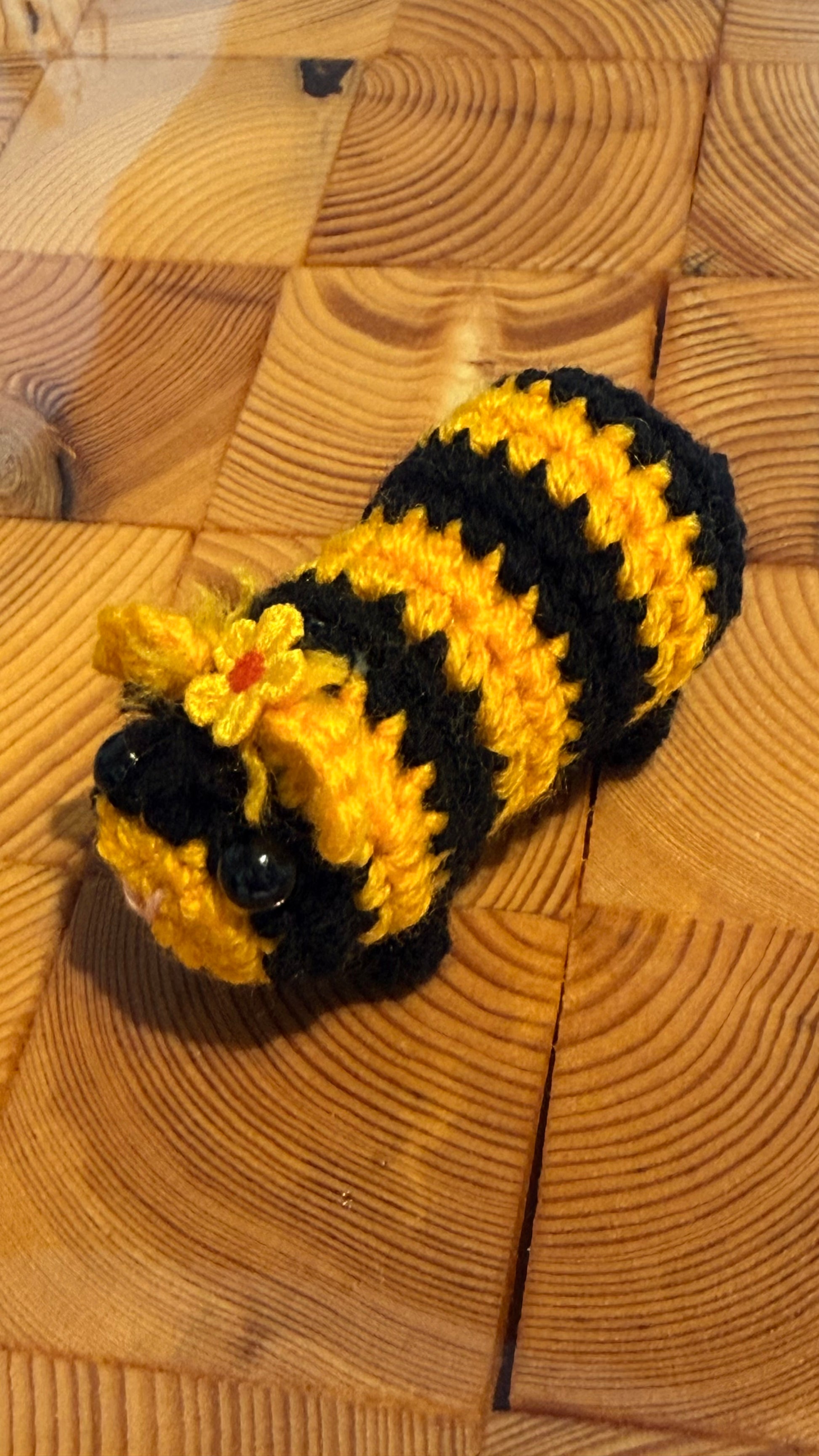 Gehäkeltes Meerschweinchen Biene Maja| Amigurumi Handarbeit
