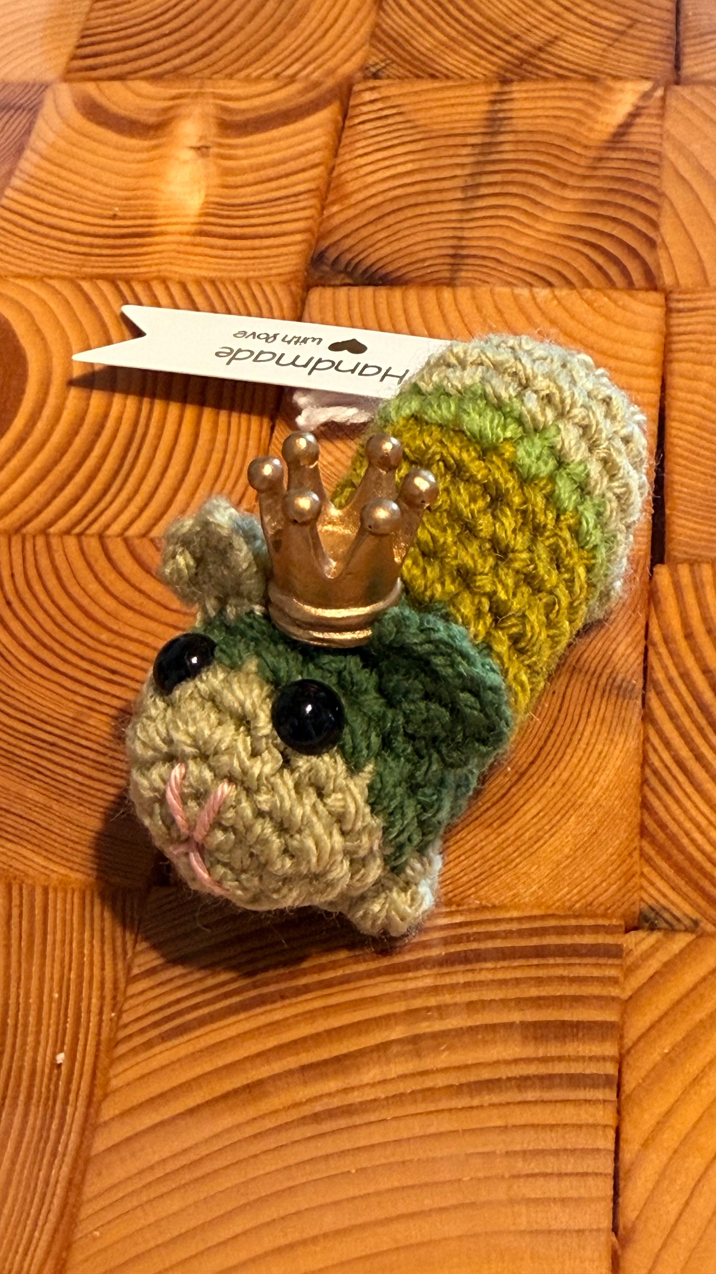 Gehäkeltes Meerschweinchen Froschkönig | Amigurumi Handarbeit