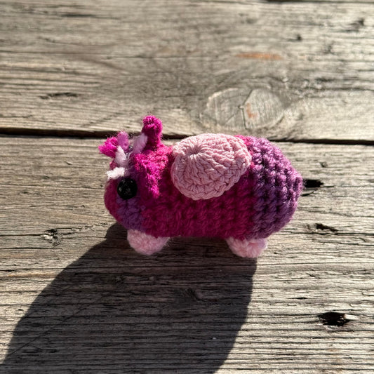 Meerschwein mit Herz lila-magenta