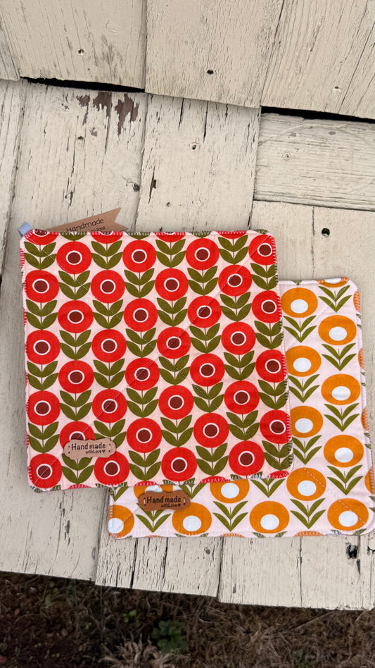 Topflappen 2er-Set mit Blumenmuster rot-gelb