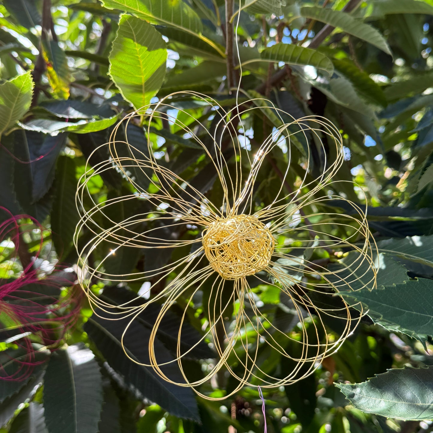 Drahtblüte zum hängen gold