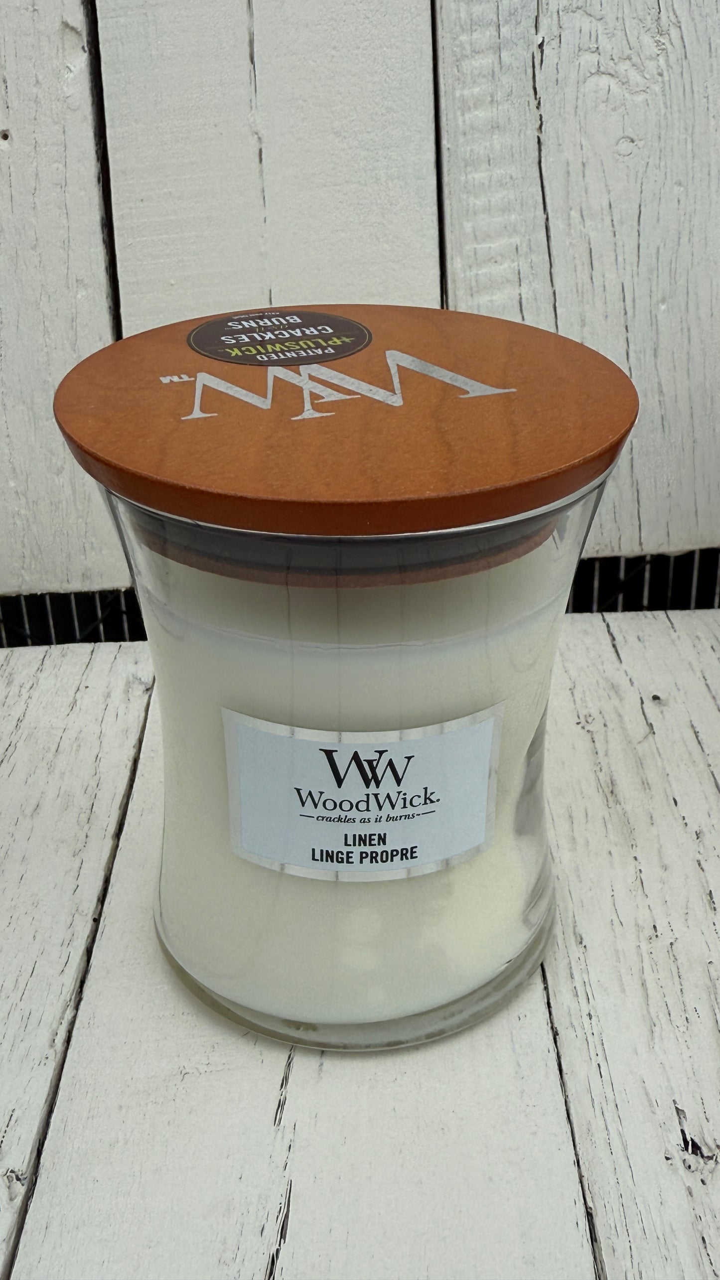 WoodWick Duftkerze mit knisterndem Docht Linen