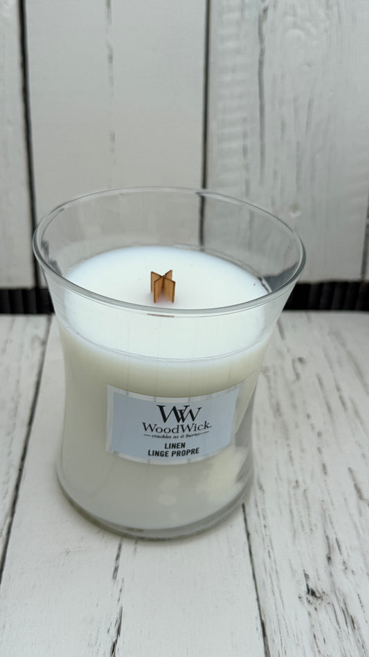 WoodWick Duftkerze mit knisterndem Docht Linen