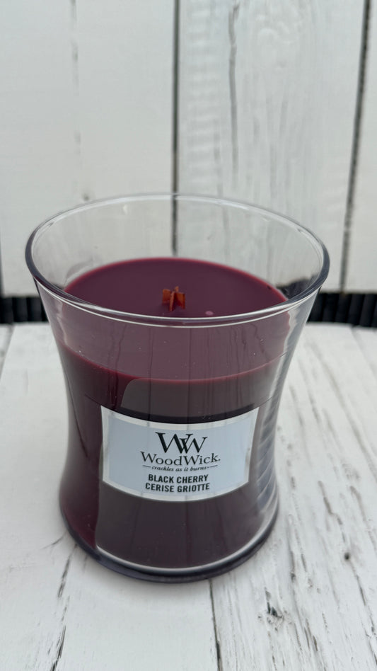 WoodWick Duftkerze mit knisterndem Docht Black Cherry