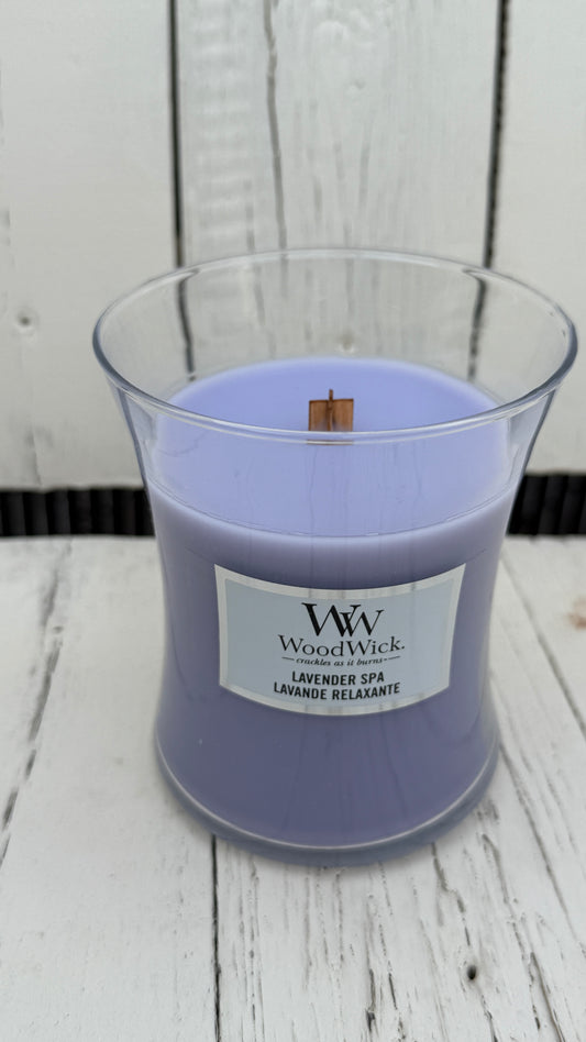 WoodWick Duftkerze mit knisterndem Docht Lavendel Spa